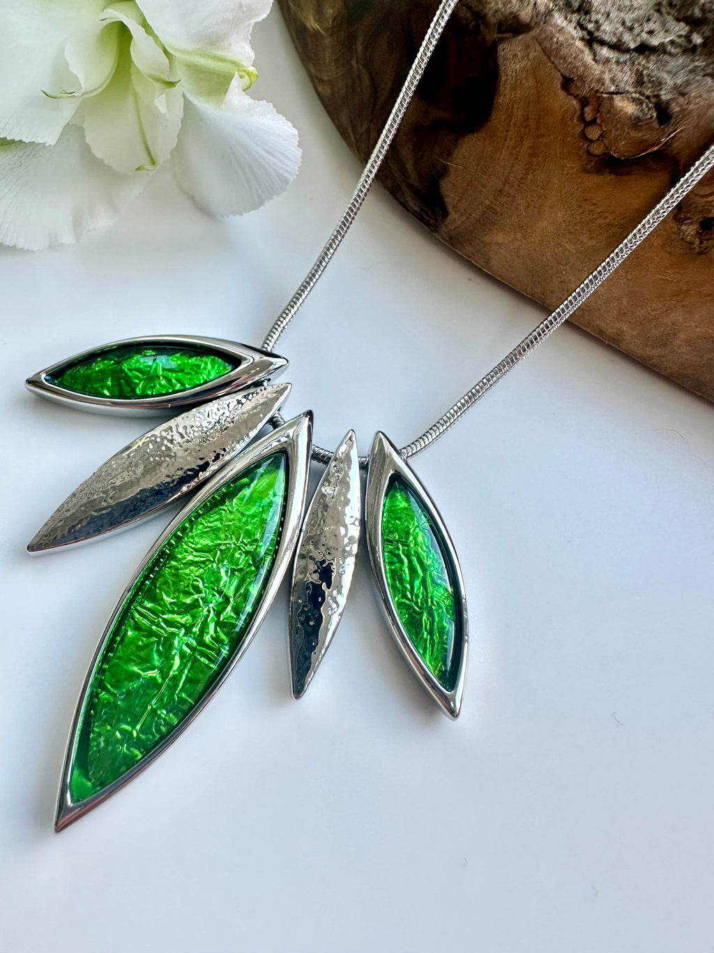 lusciousscarves Miss Milly Lime Green and Silver Resin Leaf Necklace . FN551