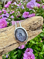Load image into Gallery viewer, luscious scarves Bracelets Miss Milly Grey Foil Resin Hinged Bangle FB66GYIP
