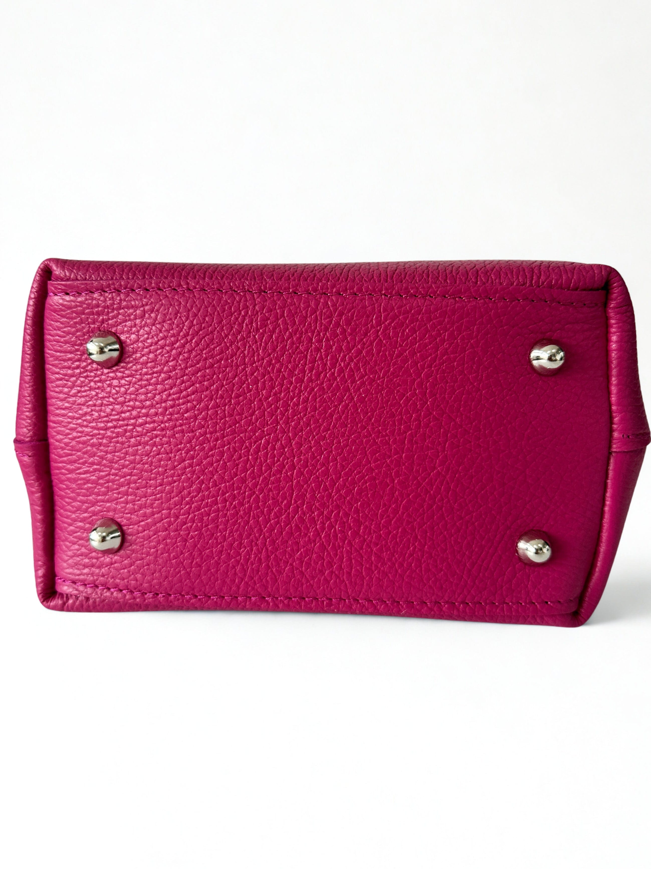 luscious scarves Handbag & Wallet Accessories Genuine Italian Leather Grab Bag / Small Tote.