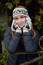 Load image into Gallery viewer, luscious scarves head Pachamama Ladies Crafty Cat Headband , Handknitted , Fairtrade
