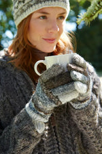 Load image into Gallery viewer, luscious scarves wool gloves Pachamama Classic Fairisle Gloves Natural , Fair Trade , Handmade.
