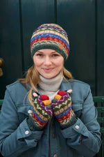 Load image into Gallery viewer, luscious scarves wool gloves Pachamama Elveden Fingerless Gloves , Handknitted , Fairtrade
