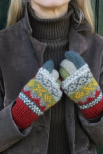 Load image into Gallery viewer, luscious scarves wool gloves Pachamama Ladies Classic Fairisle Gloves, Rust Red , Handknitted , Fairtrade
