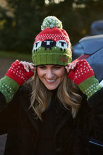 Load image into Gallery viewer, luscious scarves wool handwarmer Pachamama Black Sheep Handwarmer Red , Fairtrade, Handmade
