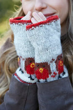 Load image into Gallery viewer, luscious scarves wool handwarmer Pachamama Hand Knitted Robin Heandwarmers , Fairtrade
