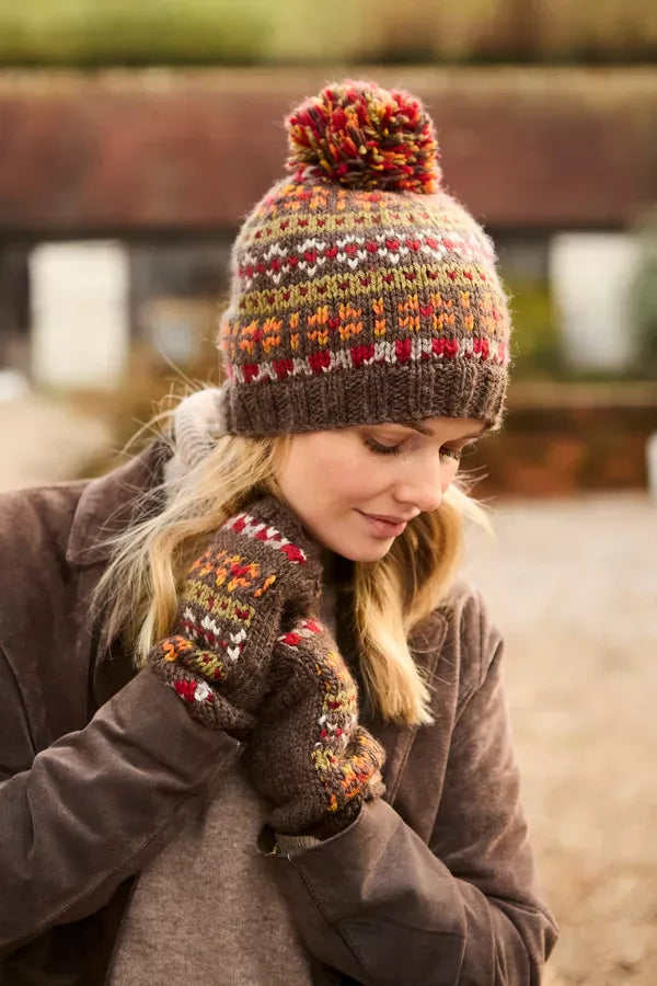 luscious scarves wool handwarmer Pachamama Inveraray (Merino) Handwarmer Earth