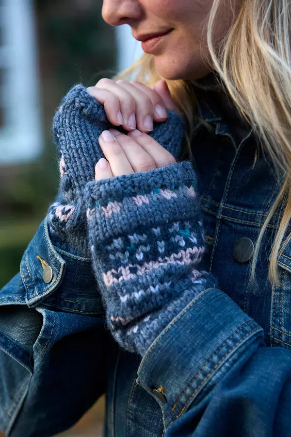 luscious scarves wool handwarmer Pachamama Inveraray (Merino) Handwarmer Multi