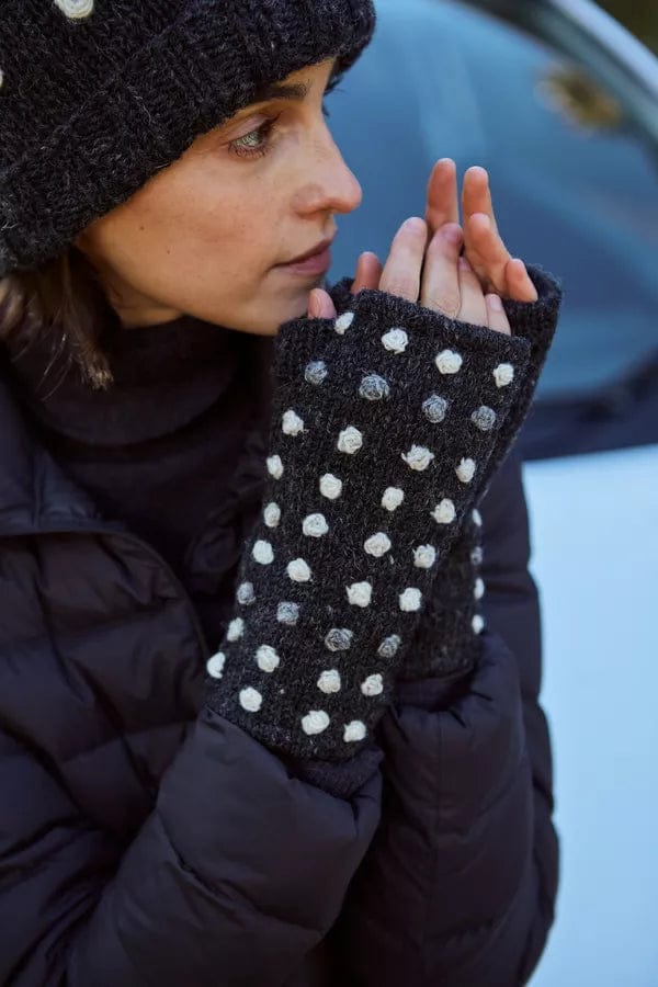 luscious scarves wool handwarmer Pachamama Kew Handwarmer Charcoal , Handmade, Fairtrade