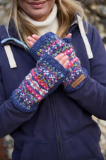 Load image into Gallery viewer, luscious scarves wool handwarmer Pachamama Killarney (Merino) Handwarmers Denim
