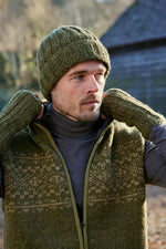 Load image into Gallery viewer, luscious scarves wool handwarmer Pachamama Mens Shetland Wrist Warmers Moss , Handknitted , Fairtrade
