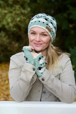 Load image into Gallery viewer, luscious scarves wool head band Pachamama Sheep (Merino) Beanies GREEN
