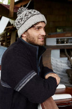 Load image into Gallery viewer, luscious scarves wool sweater Pachamama Connemara Half Zip Navy Hand Knitted
