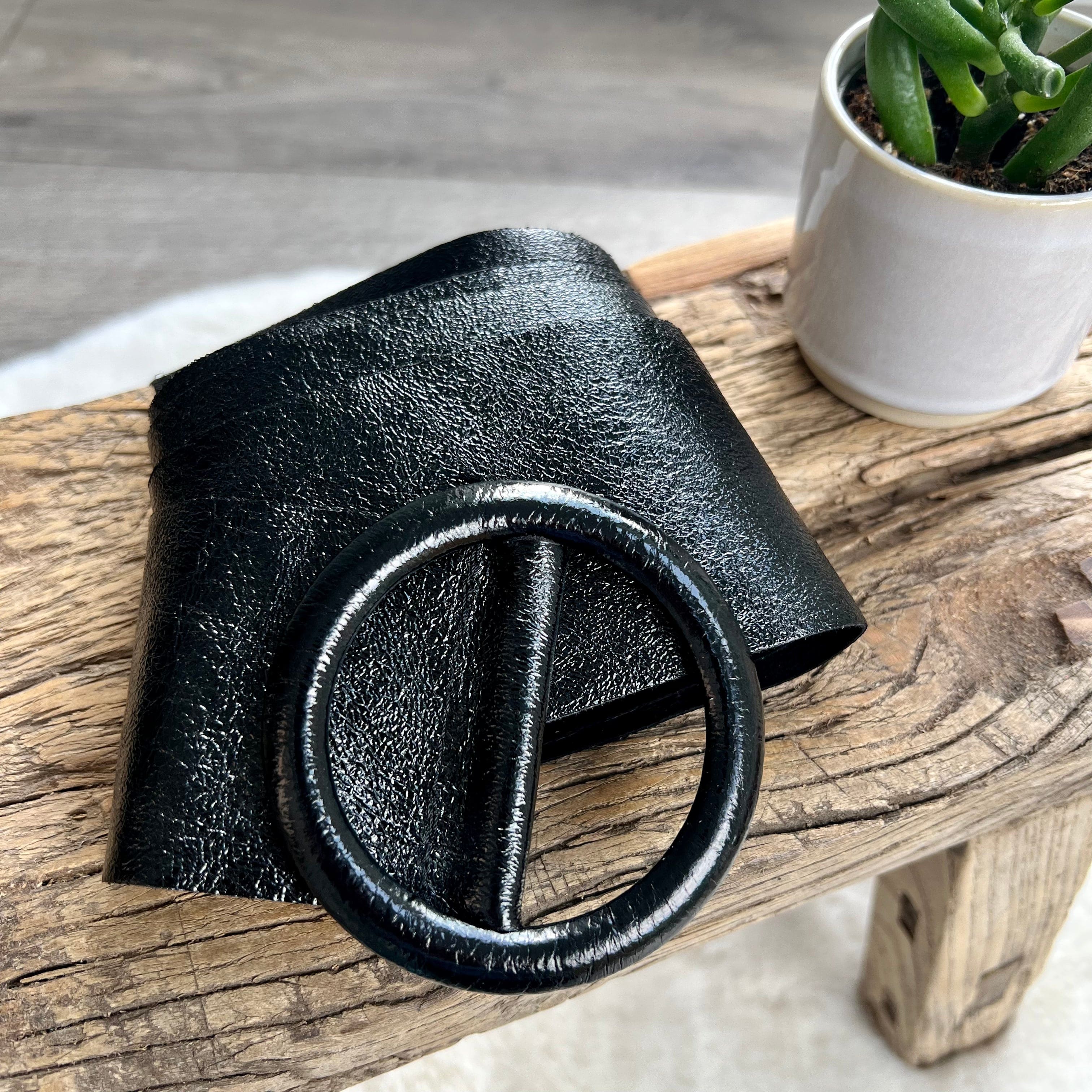 lusciousscarves Belts Black Ladies Metallic Leather Circle Buckle Belt