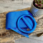 Load image into Gallery viewer, lusciousscarves Belts Metallic Colbalt Blue Ladies Metallic Leather Circle Buckle Belt
