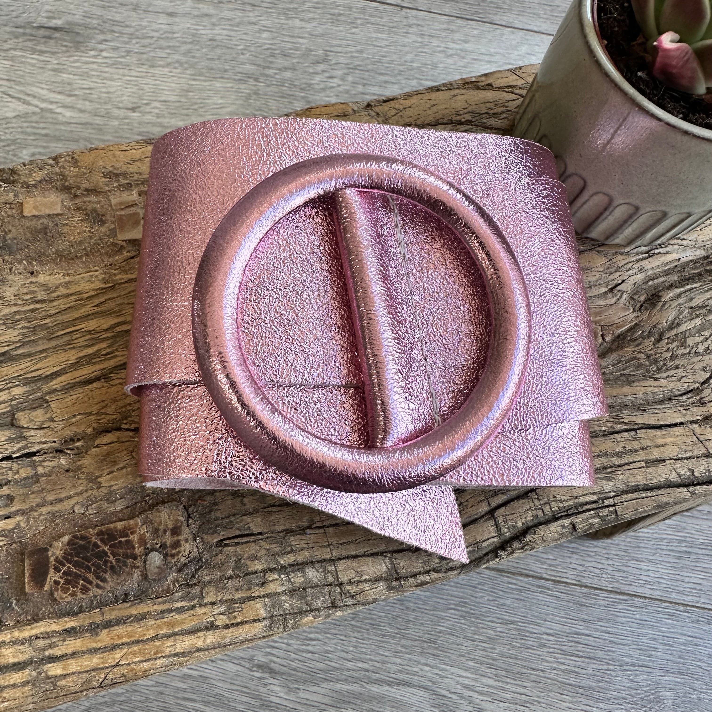 Ladies Metallic Leather Circle Buckle Belt luscious scarves