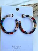 Load image into Gallery viewer, lusciousscarves Big Metal London Large Resin Oval Hoop Earrings, Reds and Blues
