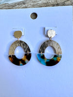 Load image into Gallery viewer, lusciousscarves Big Metal London Statement Resin and Metal Earrings.  Blue and Brown.
