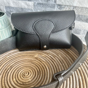 lusciousscarves Black Italian Leather Box Chest Bag.