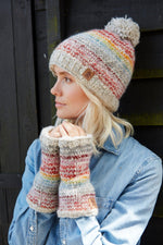 Load image into Gallery viewer, lusciousscarves Hats Pachamama Langtang Bobble Beanie
