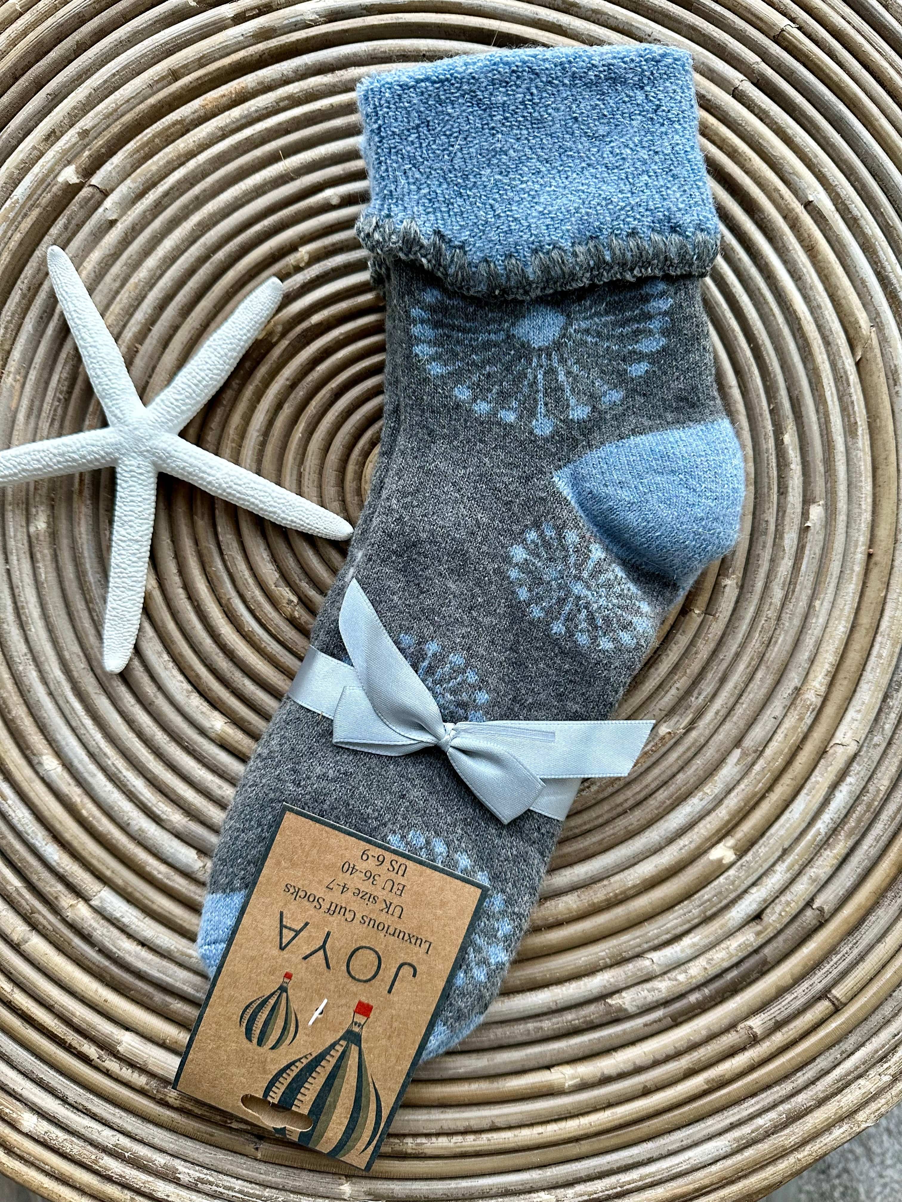 lusciousscarves Joya Ladies Blue and Grey Wool Blend Cuff Socks with Dandelion Clocks Design .