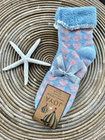 Load image into Gallery viewer, lusciousscarves Joya Ladies Blue Wool Blend Cuff Socks with Pale Pink Hearts.
