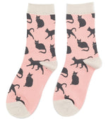 Load image into Gallery viewer, lusciousscarves Ladies Black Cats Bamboo Socks , Miss Sparrow, Pink
