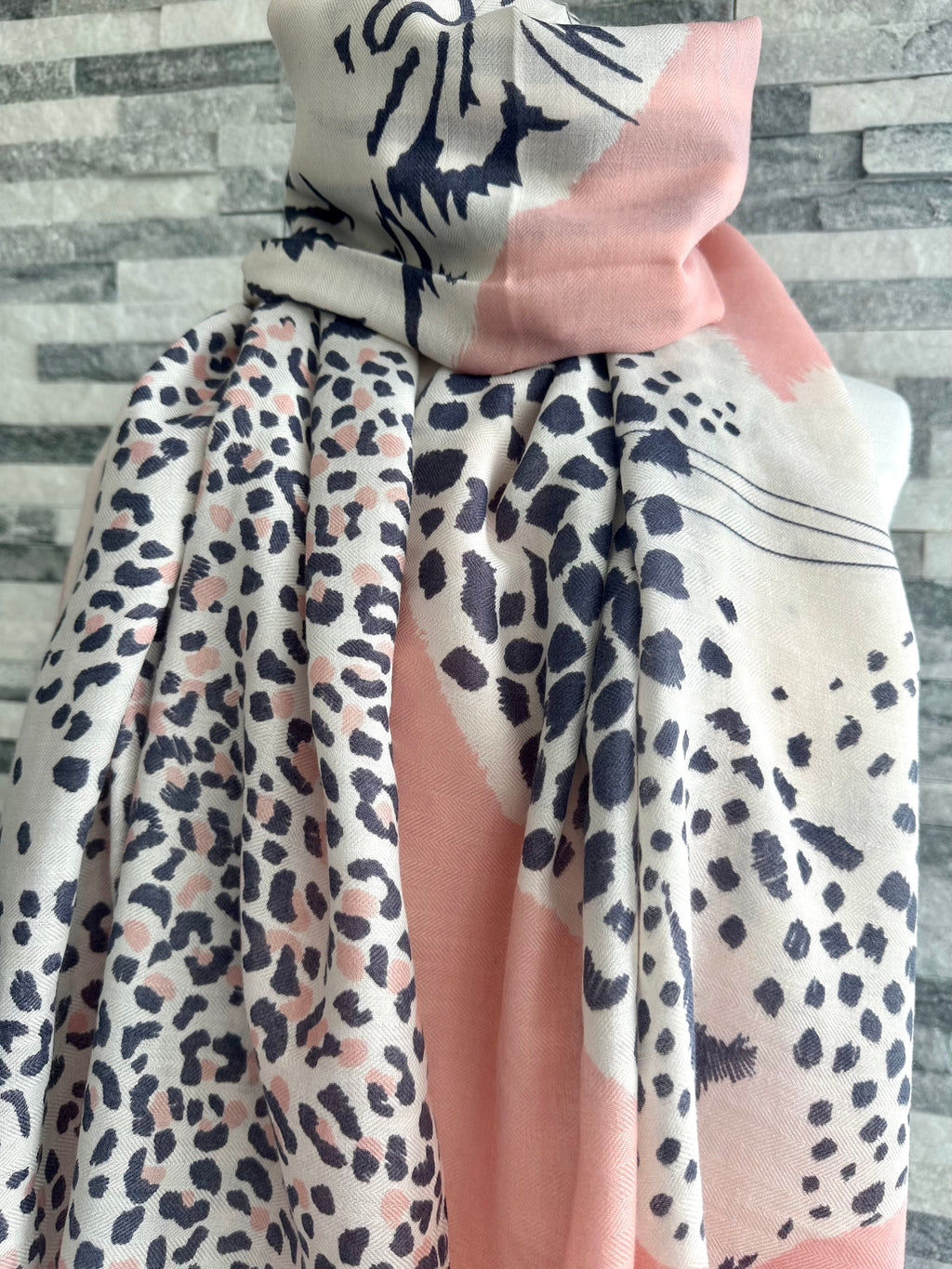 lusciousscarves Ladies Pale Pink Tiger & Leopard