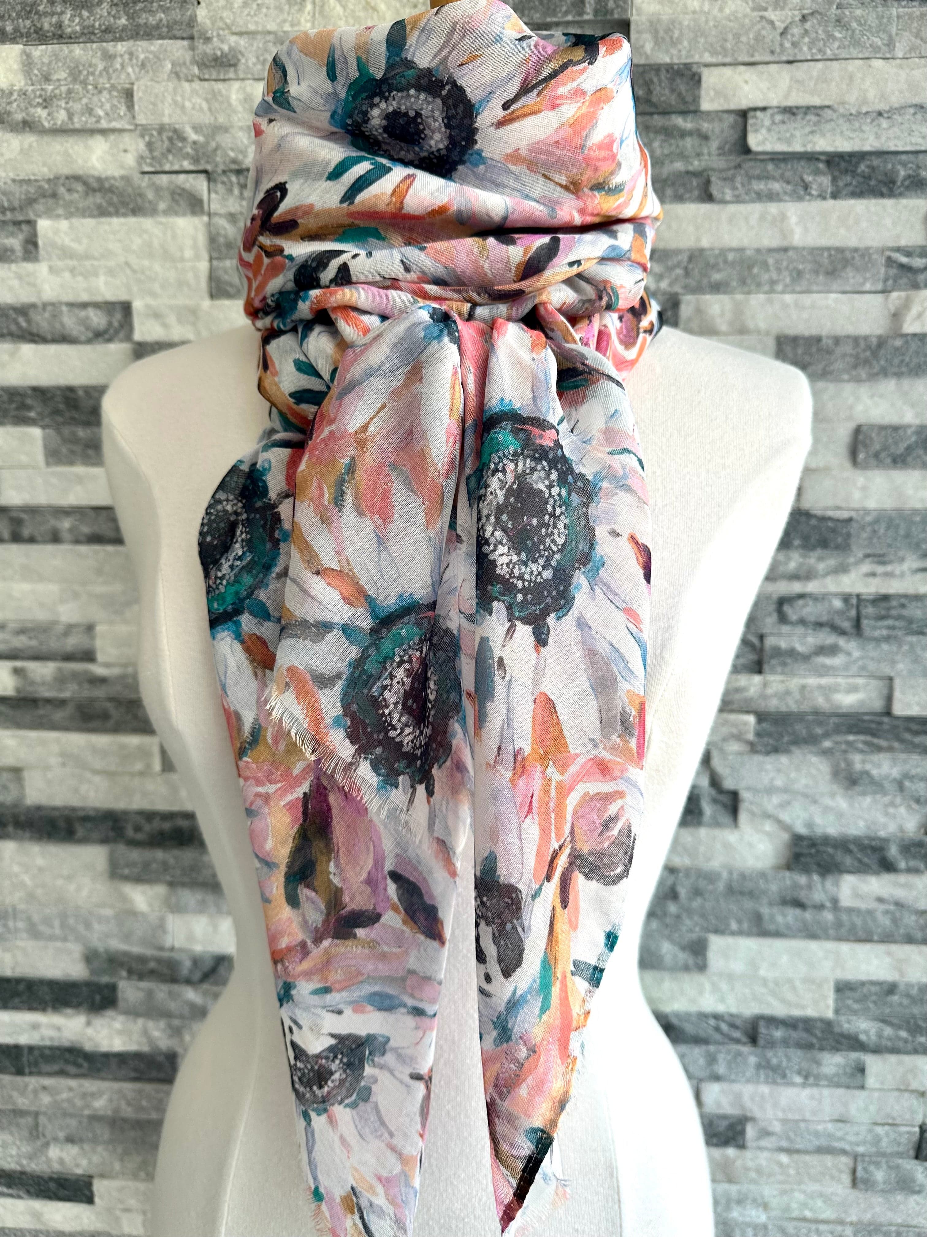 lusciousscarves Ladies Pink and Grey Sunflowers Design Scarf.