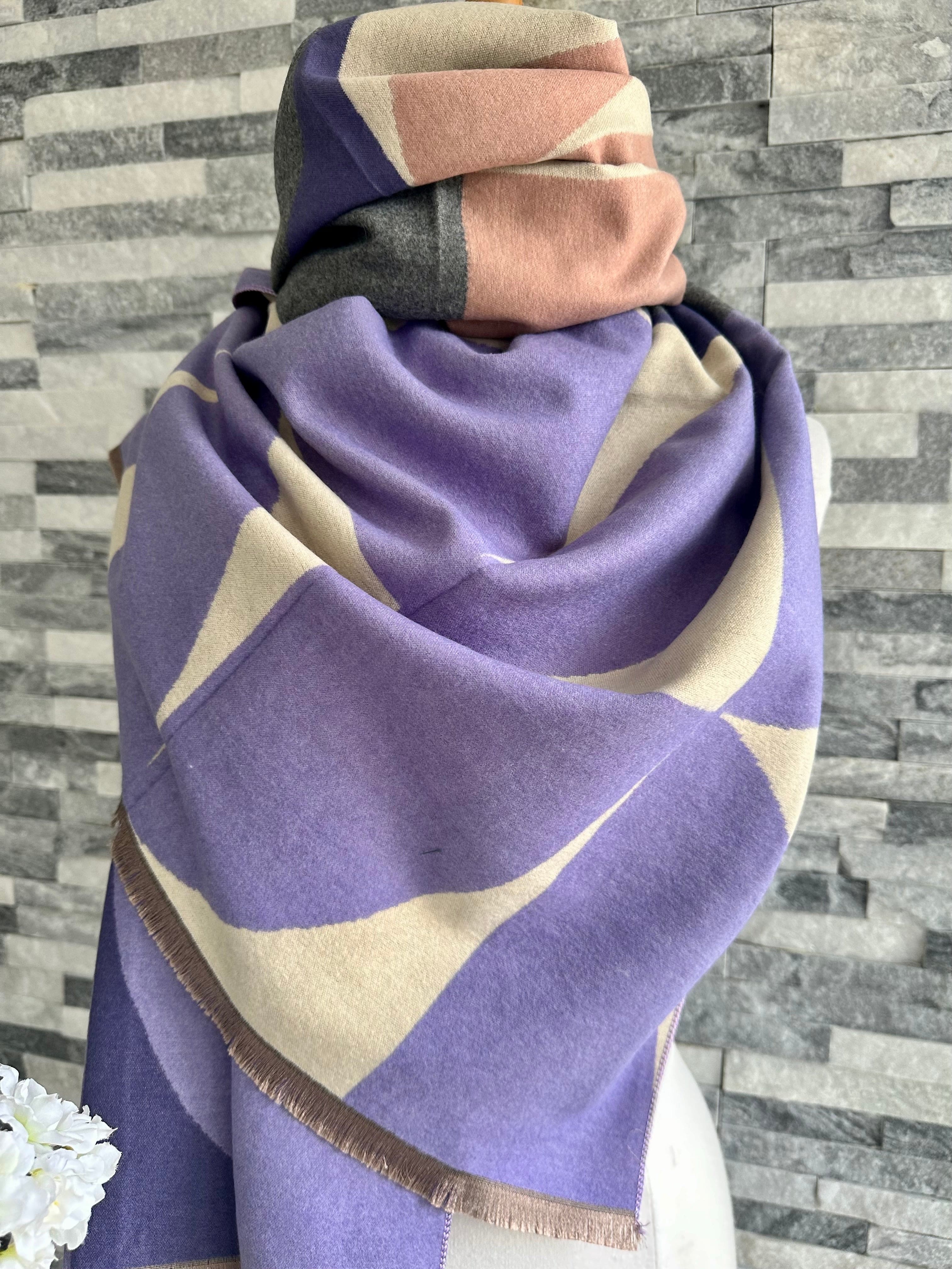 lusciousscarves Ladies Pink, Grey and Lilac Soft Blanket Scarf with a Large Leaves Design.