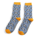 Load image into Gallery viewer, lusciousscarves Men&#39;s Bamboo Socks , Mr Sparrow Kissing Puffins , Denim Blue
