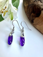 Load image into Gallery viewer, lusciousscarves Miss Milly Deep Purple &amp; Silver Droplet Earrings FE436

