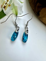 Load image into Gallery viewer, lusciousscarves Miss Milly Deep Turquoise Green &amp; Silver Droplet Earrings FE436
