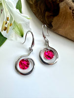 Load image into Gallery viewer, lusciousscarves Miss Milly Light Red and Silver Swirl Earrings FE347.
