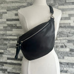 Load image into Gallery viewer, lusciousscarves Navy Italian Leather Large Sling/Chest Bag

