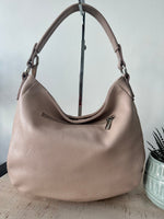 Load image into Gallery viewer, lusciousscarves Nude Pink Italian Leather Shoulder Bag.
