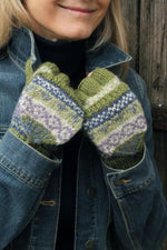 Load image into Gallery viewer, lusciousscarves Pachamama Finisterre Glove Mitts, Handknitted , Olive Green

