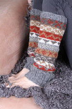 Load image into Gallery viewer, lusciousscarves Pachamama Finisterre Ladies Leg warmers Grey
