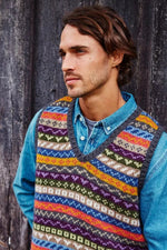 Load image into Gallery viewer, lusciousscarves Pachamama Mens Green Elveden Tank Top, Hand Knitted , Fair Trade
