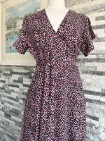 Load image into Gallery viewer, lusciousscarves Pink Leopard Prints Wrap Dress
