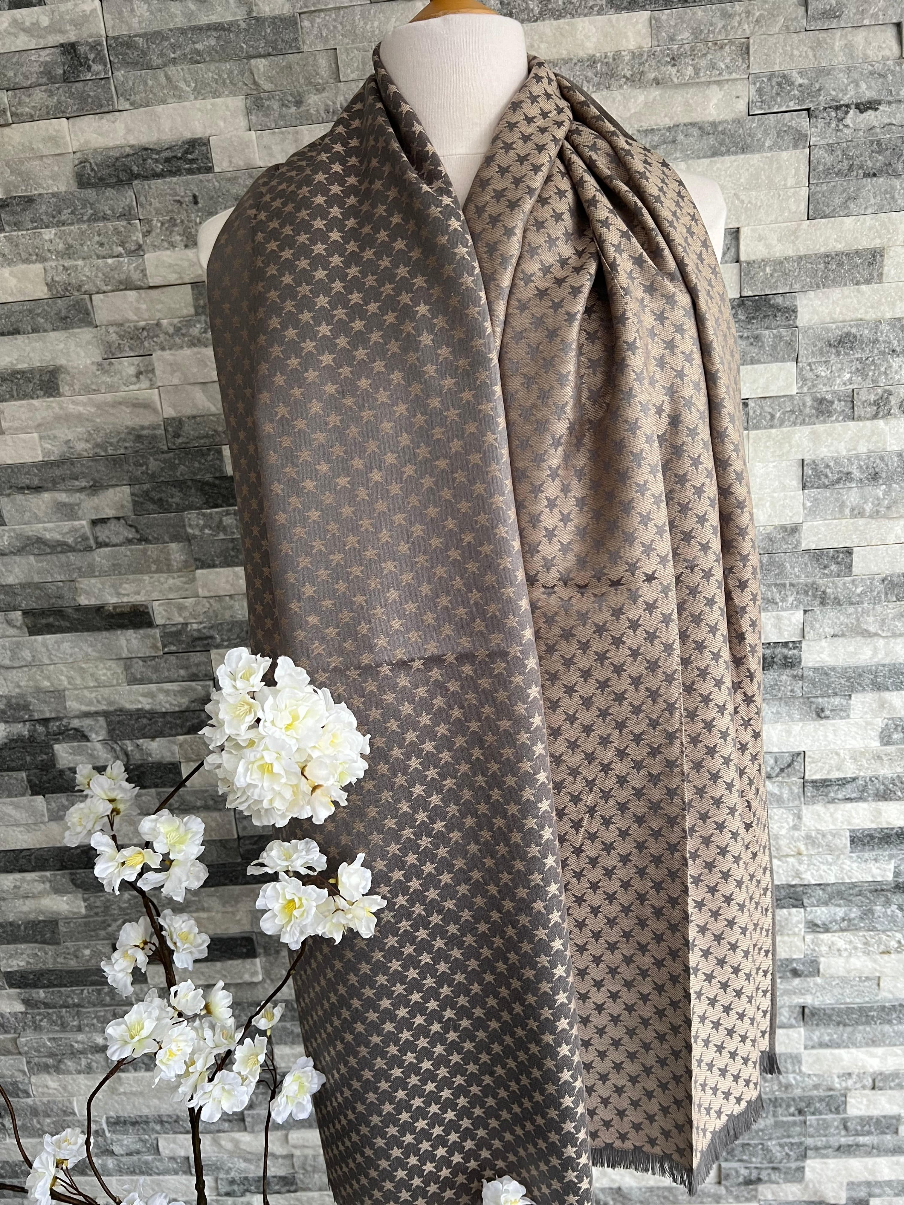 lusciousscarves Scarves Grey/Silver Reversible Stars Pashmina.