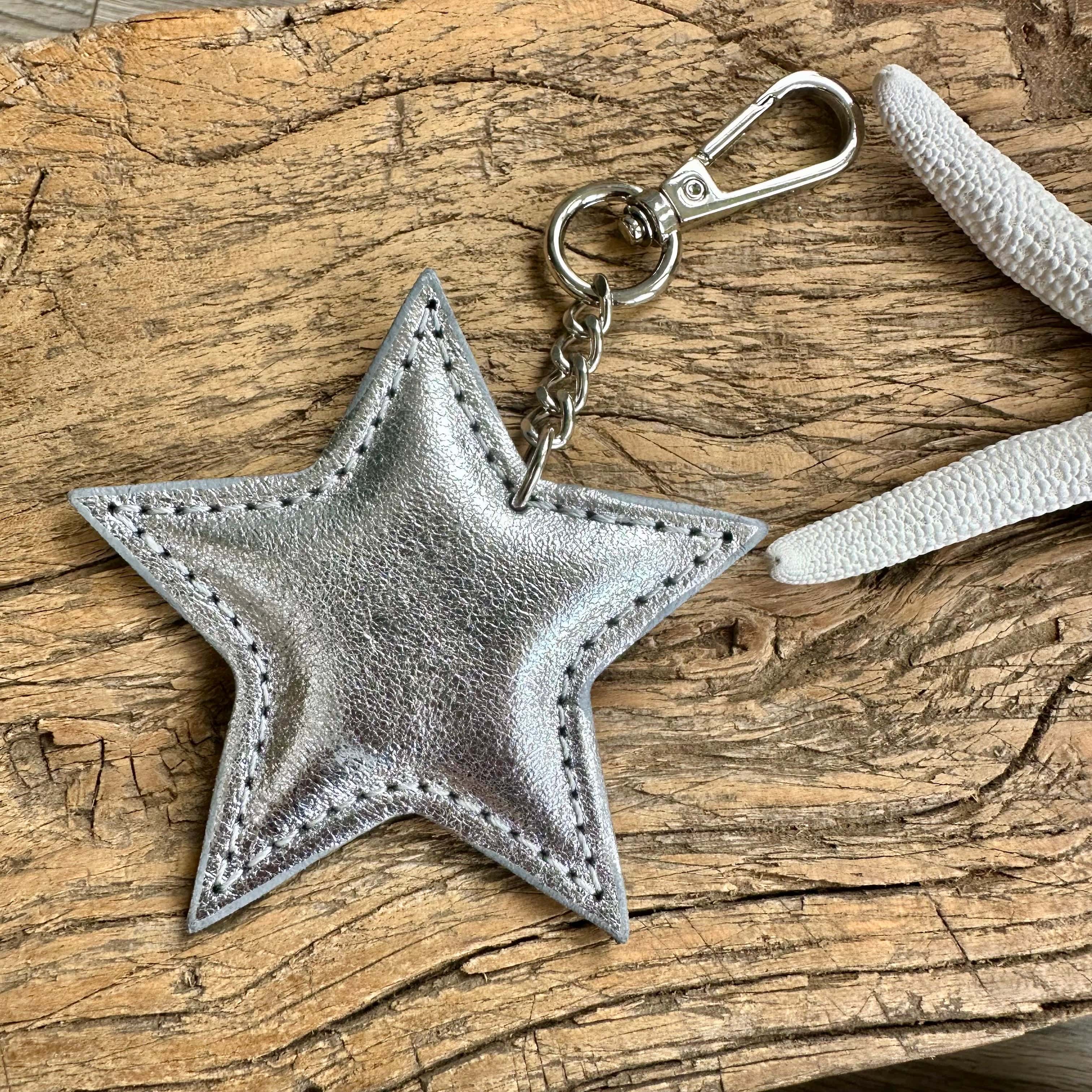 lusciousscarves Silver Italian Leather Star Padded Keyring.