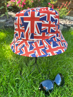 Load image into Gallery viewer, lusciousscarves Vintage Style Union Jack Bucket Hat Reversible Design
