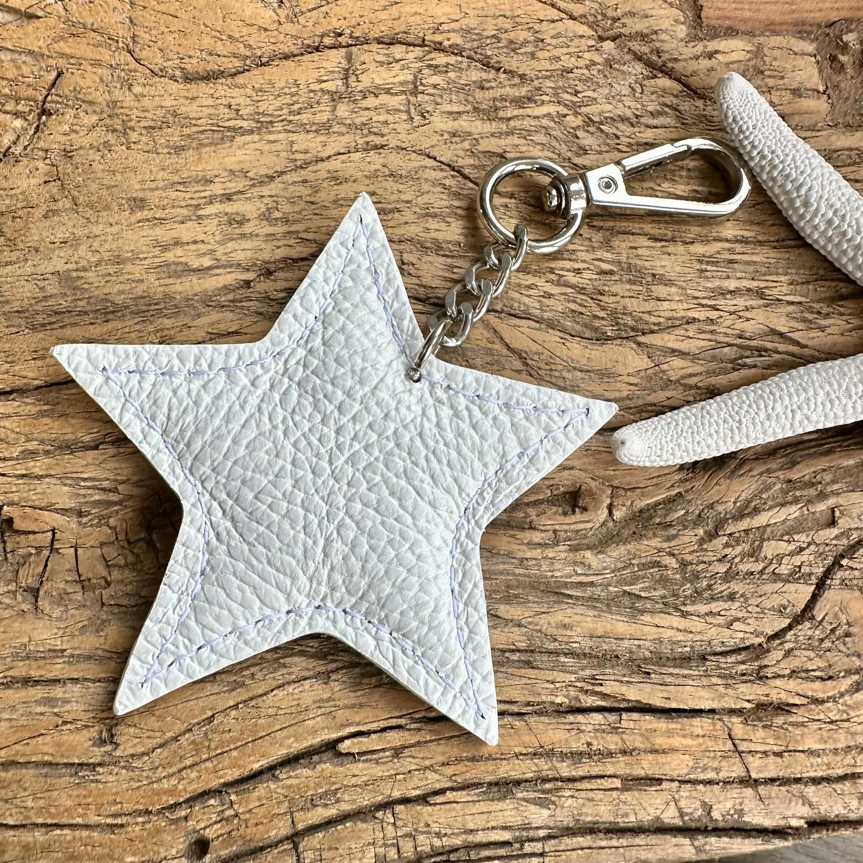 lusciousscarves White Italian Leather Star Padded Keyring.