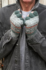 Load image into Gallery viewer, lusciousscarves wool gloves Pachamama Mens Tromso Fingerless Gloves (Graphite)
