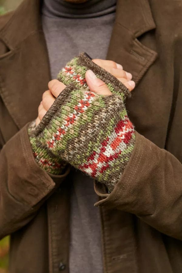 lusciousscarves wool handwarmer Pachamama Mens Moray Handwarmer