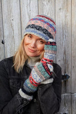 Load image into Gallery viewer, lusciousscarves wool mitts Pachamama Finisterre Lined Mittens (Oatmeal)
