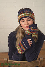 Load and play video in Gallery viewer, Pachamama Colorado Glove Mitts , Womens Handmade, Fairtrade.
